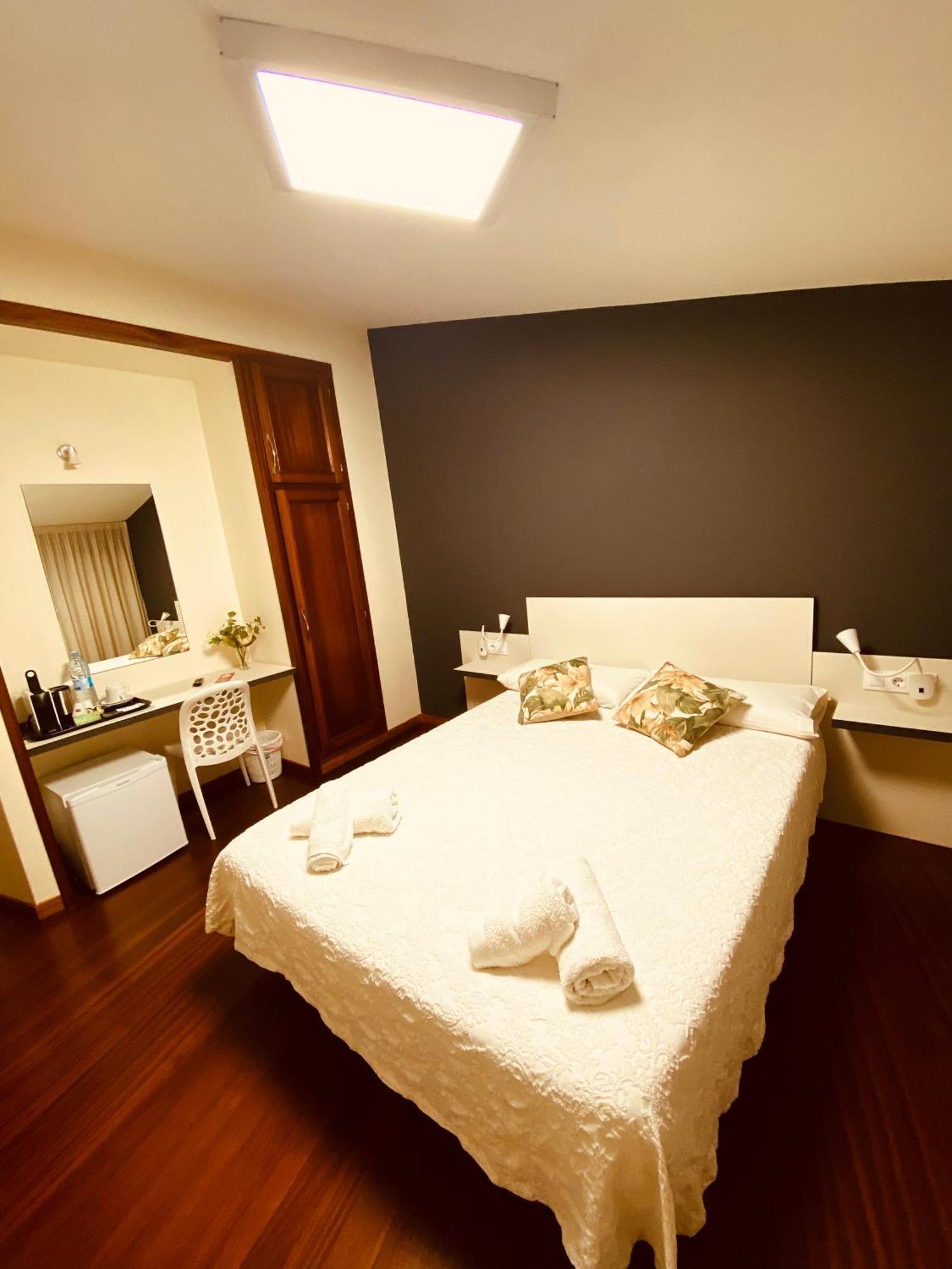 Vendaval Hotel Santa Marta de Ortigueira Bagian luar foto